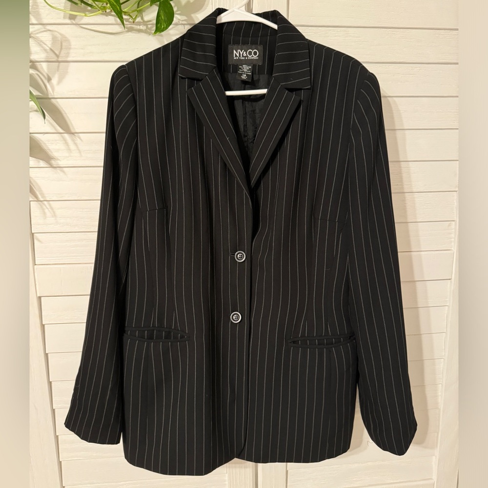 Vintage NY & Co. Black Pinstripe Blazer